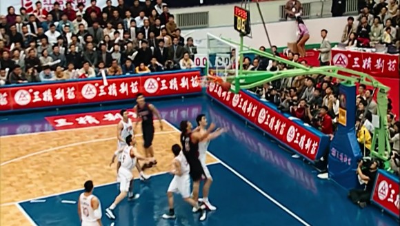 统治攻防两端!姚明03年亚锦赛打爆韩国内线率队夺冠